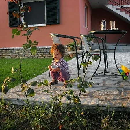 Spasmeni Vrisi Apartmán